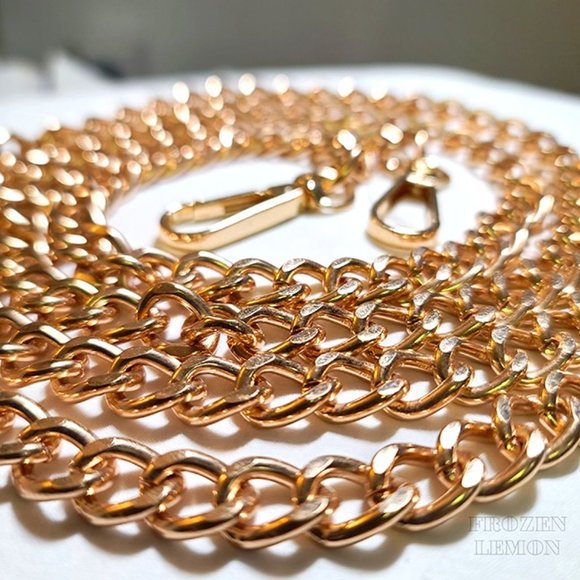 Crossbody Handbag Chain! Big Cuban Link Chain in Gold! - Picture 3 of 3
